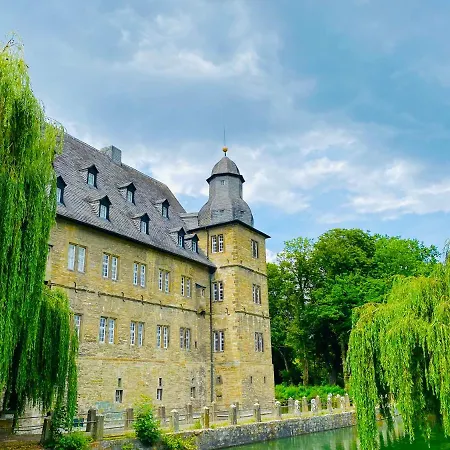 Schlosshotel Erwitte Отель