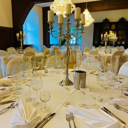 Schlosshotel Erwitte ホテル 4*