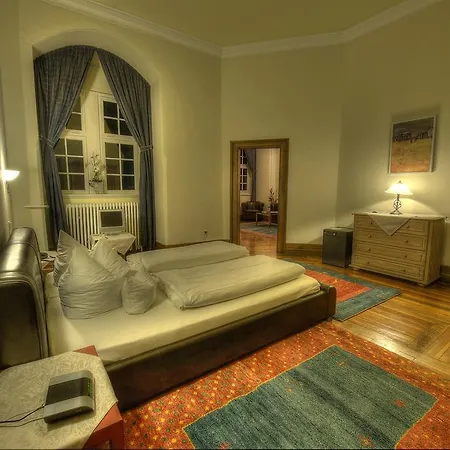 Schlosshotel Erwitte ホテル